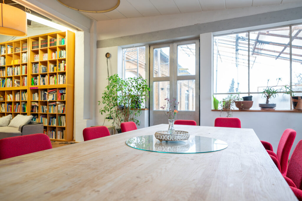 Seilerei-Salon-By-Hagen-Renfro-Ansicht-3